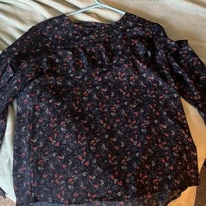 Great blouse , flowers printer , navy from Abercrombie & Fitch